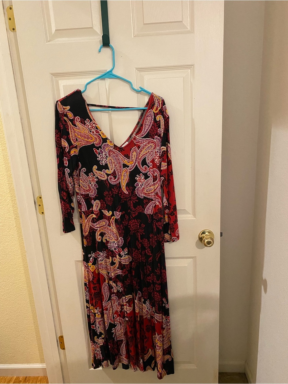 Spense Black, Red and Gold Paisley V-Neck Maxi Dress